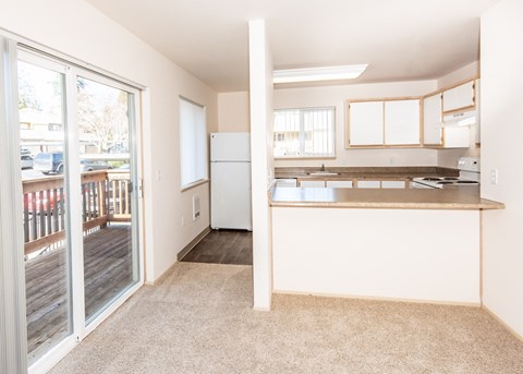 Pioneer Ridge Oregon City Apartments - 2 Bedroom x 2 Bathroom